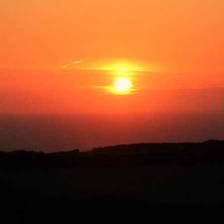 Higher Tresmorn Farm Bed & Breakfast Crackington Haven Bagian luar foto